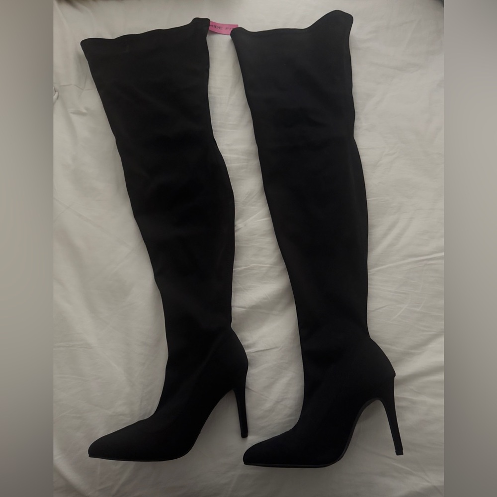NIB Akira Black Thigh High Boots Wide Fit Size 9